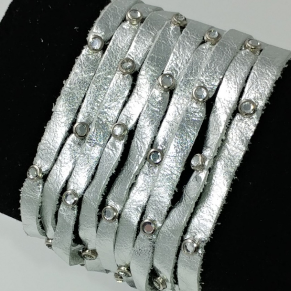 LAST ONE NWT Leather Silver 9 Strand Bracelet
